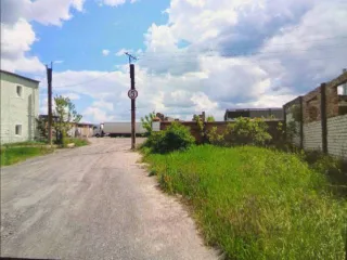 Земельный участок, расположенный по адресу: Белгородская область, г. Губкин, ул. Полевая, 7, кадастровый номер 31:03:0908001:2026, общей площадью 25 500 кв.м., категория земель Земли поселений (земли населенных пунктов), разрешенное использование: Для размещения иных объектов промышленности…