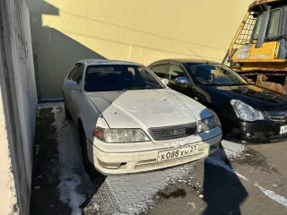 Автомобиль Toyota Mark II, гос.рег.знак Х088ХН27, идентификационный номер  VIN  отсутствует, год выпуска 2000, цвет белый