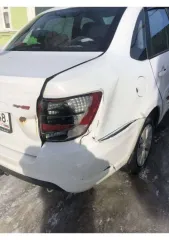 Lada Granta 2022 года, 90 л.с., пробег 129162 км. Цвет белый. VIN: XTA219040P0852740, ПТС: 164301050049246, госномер У717РВ48.