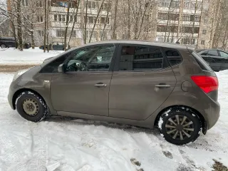 Kia Venga 2015 года выпуска. VIN: XWEEH812BF0008897.