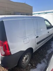 Грузовой фургон LADA LARGUS FS045L 2019 г.в.; г/н Х115ВН136; цвет белый; VIN: XTAFS045LK1228236; имеются повреждения лакокрасочного покрытия; потертости на передней правой фаре; ключи и СТС отданы ответственному хранителю. На основании Постановления СПИ СОСП по Воронежской области о снижении цены…