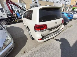 Toyota Land Cruiser 200, 2019 г.в., 249 л.с., 260000 км, полный привод, АКПП, VIN JTMCV05J904274063, гн. Х999СВ86. Автомобиль имеет сколы, вмятины, царапины, повреждения лакокрасочного покрытия и другие дефекты, КЛЮЧИ ОТСУТСТВУЮТ, ДВС не запускался, диагностика технического состояния не проводилась.