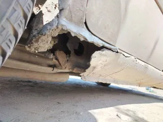 Nissan Cefiro 1997 года, 155 лс, 258148 км, АКПП. Транспортное средство, 1997 года выпуска, цвет белый (светло-серый). Заводится, на ходу. После аварии. Перед надо переваривать, и усиливать. Ест масло. Все пороги и арки переваривать, дно тоже гнилое, стойки, стаканы под замену. Коробка передач…