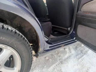 Nissan Cefiro 1994 года, 190 л.с., пробег 418060 км, АКПП. Цвет синий, VIN кузова RA32-007852. Двигатель бензиновый, модель VQ25-008659A, объем 2.5 л. Экологический класс нулевой. ПТС 25 TB 741029, госномер К842АУ124. Разрешенная максимальная масса 1625 кг, масса без нагрузки 1350 кг…