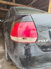 Volkswagen Polo, 2013 года, 105 лс, 165551 км, черный, VIN XW8ZZZ61ZEG019772, находящийся в залоге у ООО «СФО ПРИМА-ФИНАНС».
