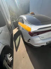 Kia K5, 2020 г.в., VIN: XWEG6417BM0000828, гос.номер: С902РР790, номер двигателя: G4KNLH203046, мощность: 142.6 кВт, объем двигателя: 2497 см³, цвет: Белый, СТС: 9966791021 от 20.03.2024 г., ПТС: 164301008855665 от 22.07.2020 г. Находится в залоге. Пробег не известен, указан для заполнения поля.