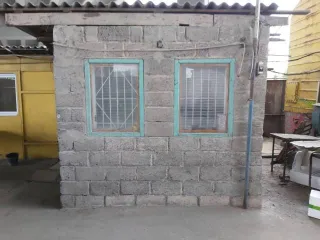 Производственная база по адресу г. Краснодар, ул. Тихорецкая, 27 в составе 7 строений на земельном участке, арендованном у Администрации МО г. Краснодар на 49 лет по 21.12.2060 г.