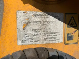 Экскаватор-погрузчик JCB 4CX-4WS-SM, 2011 г.в., цвет: желтый, зав.№ JCB4CXSMV02008163, двигатель SB320/40345U103421.