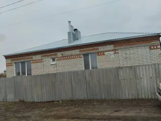 Продается доля дома и земельного участка в Саратовской области. Объект включает 1/4 долю жилого дома и 1/4 долю земельного участка. Земельный участок, кадастровый номер 64:33:020447:1, общей площадью 955.5 кв.м., с расположенным на нем жилым строением, кадастровый номер 64:33:020103:417, общей…