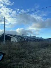 Земельный участок 55960 +/- 2069 кв.м, кад. № 58:08:0090602:45. Местоположение установлено относительно ориентира, расположенного за пределами участка. Ориентир — каменное здание. Участок находится примерно в 970 м от ориентира по направлению на юго-запад. Почтовый адрес ориентира: Пензенская обл…