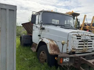 КО829А-02, 2006, регистрационный номер Е356 КК10, VIN XVL48330060000302, модель, № двигателя 506.10 50275031, шасси (рама) №433362 5 3484453, кузов № 433360 50045270, цвет белый, год изготовления 2006. Наличие ПТС: есть. Год выпуска 2006, марка грузовика КО, модель КО-829А-02, VIN XVL48330060000302.