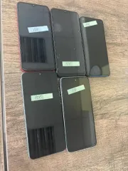 Сотовые телефоны Realme, Redmi, Samsung, б/у: Realme 10; Redmi; Redmi; Redmi 10; Samsung. Зарядное отсутствует, б/у, работоспособность не проверялась. (386/26, 394/26, 385/26, 400/26, 120/26)