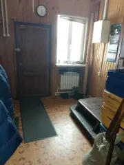 Здание общей площадью 136.1 кв.м и земельный участок по адресу: 152150 Ярославская область, г. Ростов, ул. Ростовская, д. 42. Кадастровый номер здания: 76:19:010101:662, земельного участка: 76:19:010326:132. Порядок ознакомления с имуществом по телефону: 8(908)0617601, предварительно направив…