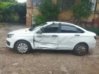 LADA VESTA 2023 Автомобиль марки LADA модель VESTA 2023 г.в. VIN XTAGFL110R0715366 С документами и сведениями об имуществе можно ознакомиться у организатора торгов по телефону +79278830060 или электронной почте kmb.arbitr@yandex.ru в рабочие дни с 10:00 до 16:00. Осмотр производится по согласованию…