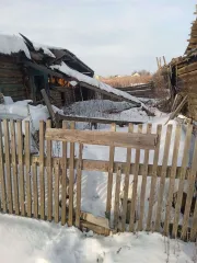 1/4 доли в жилом здании, 55 кв.м, Челябинская обл 1/4 доля в праве на жилое здание, площадь: 55 кв.м, адрес (местонахождение): 45681, Челябинская обл, г Верхний Уфалей, п Нижний Уфалей, ул Луначарского, д. 53, кадастровый номер: 74:27:0301035:46
