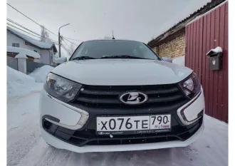 Лада Гранта 2023. Автомобиль марки/модели ЛАДА/LADA GRANTA VIN:XTA219140R0524537, 2023 г.в. Автомобиль находится в залоге АО «Кредит Европа Банк (Россия)».