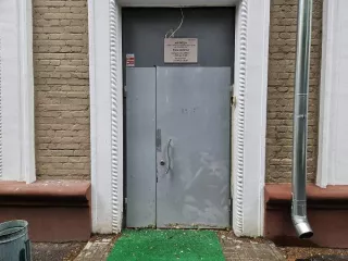 Нежилое помещение по адресу: г. Москва, пр. Аэропорта, д. 11А, площадью 596,9 кв.м, кадастровый номер: 77:09:0005004:9206. Назначение нежилого помещения: Свободное. Общая площадь: 596.9. Кадастровый номер: 77:09:0005004:9206.