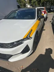 Kia K5, 2020 г.в., VIN: XWEG6417BM0000828, гос.номер: С902РР790, номер двигателя: G4KNLH203046, мощность: 142.6 кВт, объем двигателя: 2497 см³, цвет: Белый, СТС: 9966791021 от 20.03.2024 г., ПТС: 164301008855665 от 22.07.2020 г. Находится в залоге. Пробег не известен, указан для заполнения поля.