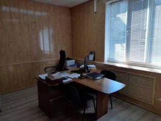 Административное здание, кадастровый номер 07:09:0102036:48, площадь 994,6 кв.м., этажей 4., Адрес: Кабардино-Балкарская республика, г.Нальчик, ул.Щорса, д.6, Имеются запрещения регистрации, а также 
Право аренды земельного участка 07:09:0102036:25 Площадь уточненная 387 кв.м. По адресу…