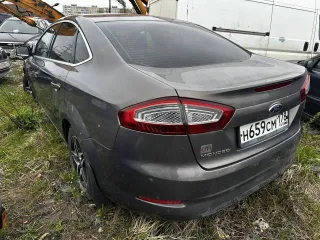 Ford Mondeo, 2011 года, 160 лс, 350 000 км, VIN: X9FDXXEEBDBU30647, находится в залоге у НАО ПКО "Первое клиентское бюро".