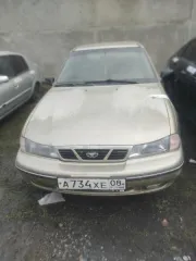 Daewoo Nexia 2007 года выпуска, государственный регистрационный знак А734ХЕ08 регион. Цвет: песочный. VIN: ХWB3D31UD7A110926. Характеристики и дефекты: вмятина правого переднего крыла в средней части с выступлением коррозийных пятен, отслоение лакокрасочного покрытия капота. Ключи отсутствуют…