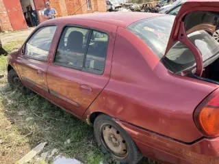 Renault Clio автомобиль Рено Клио с ПТС и СТС, ключи не передавались, бывший в эксплуатации, не на ходу, частично разукомплектован, с видимыми повреждениями, дефектами, возможны скрытые повреждения и дефекты. Имущество, обращенное в собственность государства (2768). Имущество продается в том виде…