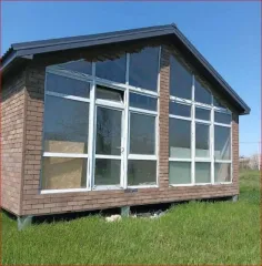 Дом 65,1 кв.м. и земельный участок 710 кв.м. Краснодарский край, Темрюкский район, поселок Светлый Путь Ленина, улица Радужная, д. 5, кад. № 23:30:1304006:862, земельный участок 710 кв.м., кад. № 23:30:1304006:325. Объект может быть приобретен с использованием заемных средств ПАО Сбербанк