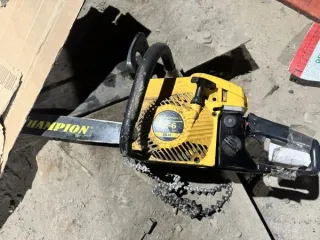 Бензопилы Husqvarna, Чемпион, Штиль 361, комплектность и состояние не проверялось. Находится Красноярский край, г. Красноярск (3,514,1489/25)