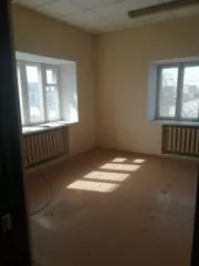 Помещение площадью 164,9 кв.м. адрес (местонахождение) объекта:  646070, Омская обл, Москаленский р-н, Москаленки рп, Комсомольская ул, дом № 71 Помещение площадью 164,9 кв.м. адрес (местонахождение) объекта:  646070, Омская обл, Москаленский р-н, Москаленки рп, Комсомольская ул, дом № 71 
Общая…