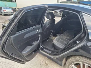 Hyundai Sonata, VIN KMHE341FBJA404906, 2017 года выпуска. Находится в технически неисправном, разукомплектованном состоянии. Двигатель автомобиля не запускается. Возможно наличие скрытых повреждений.