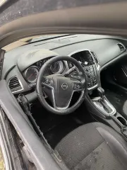 Opel P-J ASTRA 2012, 2012 г. в., VIN: XUFPE6DJ4C3051551 Легковой автомобиль марки и модели: Opel P-J ASTRA, 2012 г. в., VIN: XUFPE6DJ4C3051551