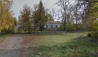 Земельный участок 2370 кв.м, здание 319.1 кв.м, гаражи 157 кв.м, расположенные по адресу: Тульская область, Каменский район, Архангельский с.о., с. Архангельское, ул. Советская, д. 32. Общая площадь: 2846.1 кв.м. Кадастровые номера: 71:10:010115:52, 71:10:010115:2425, 71:10:010115:881. Вид…