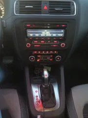 Volkswagen Jetta 2011 года выпуска, VIN — WVWZZZ16ZCM025617, цвет черный. Просмотр осуществляется по предварительной договоренности по телефону +79201200856 или электронной почте tikhomirova.arbitr@yandex.ru в рабочие дни. Имущество находится в залоге на основании договора залога №…