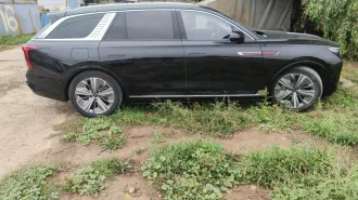 Hongqi HS9 2022, легковой автомобиль, марка Hongqi, модель HS9, год изготовления 2022, цвет черный, VIN LFB1FV690N2L25707. Ознакомиться с порядком продажи и получить дополнительную информацию можно в рабочие дни с 10:00 до 18:00 по предварительной договоренности по телефону 89053491179 или e-mail…