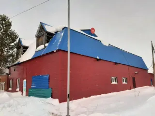 Здание пекарни 586,1 кв.м, 5/6 доли участка 906 кв.м, Ямало-Ненецкий АО, г. Губкинский. Здание 586,1 кв.м. и 5/6 доли земельного участка в Ямало-Ненецком АО еще 5/6 доли земельного участка, площадью 906 кв. м., кадастровый номер: 89:05:030301:7137, по адресу: ЯНАО, Пуровский район, пос. Пурпе, мкр…