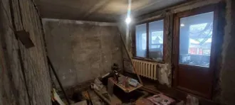 1/8 доля дома и 1/4 доля земельного участка в Кемеровской области. Еще 1/8 доля дома и 1/4 доля земельного участка в Кемеровской области. Еще 1/4 доли в праве собственности на земельный участок с кадастровым номером 42:09:0301001:522, общей площадью 2150 кв.м для ведения личного подсобного…