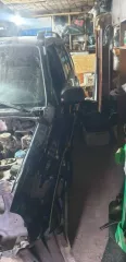 транспортное средство – легковой автомобиль марка/модель – SUZUKI GRAND VITARA, VIN: JSAFTL52V00257013, г.р.з. В861ВЕ41, 2005 г.в., цвет – синий, ПТС – 77ТН257909.  Автомобиль в аварийном состоянии, требующий капитального ремонта. Повреждения: капот, бампер, ноускат, радиатор охлаждения двигателя…