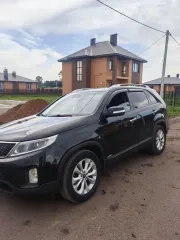 Kia Sorento, 2018. Автомобиль марки Kia модель Sorento 2018 г.в., VIN-номер XWEKU814DHC006247. С имуществом можно ознакомиться в рабочие дни по адресу: Республика Башкортостан, Уфимский район, село Зубово, предварительно согласовав с организатором торгов время и дату, направив запрос по адресу…