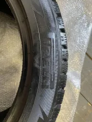 Pirelli Ice Zero 275/40 R20 2016 автомобильная зимняя шина, количество 2 шт., дата выпуска 09 неделя 2016 года, шины новые, не устанавливались, не эксплуатировались. Производитель: Pirelli. Тип запчасти: автомобильная зимняя шина. Состояние: дата выпуска 09 неделя 2016 года, шины новые, не…