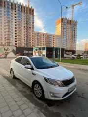 Легковой автомобиль марки KIA RIO 2013 г.в., грз Р755МК123, VIN Z94CC41BBDR136754, принадлежащий должнику на основании свидетельства о регистрации ТС 23 07 №818997