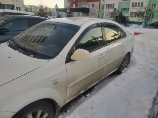 Daewoo Gentra, 2014: Daewoo Gentra, 2014 г., в залоге у АО «ТБанк». Транспортное средство: Daewoo Gentra, Идентификационный номер (VIN номер): XWB5V319VEA563108, Год выпуска: 2014 гос. номер У719ЕХ774, находится в залоге у АО «ТБанк».