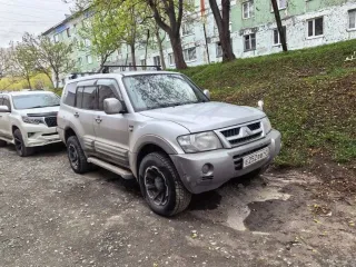 Mitsubishi Pajero, 1999. Транспортное средство: «Митсубиси Паджеро», 1999 г.в., (VIN) отсутствует, кузов № V75W0006096, находится в залоге у Трояновой Татьяны Анатольевны. На имущество наложены ограничения в виде запрета на регистрационные действия. Недостатки: порван тросик селектора. Ознакомление…