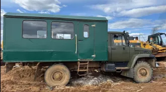 Ural 44202 /6X6/, грузовой тягач седельный, VIN Z0V545354E0000004, год выпуска 2014, ГРЗ В369АО138. Ознакомление производится по адресу ЯНАО Пуровский район, г. Тарко-Сале, промышленная зона Промбаза ТСНГ, 1/1.
