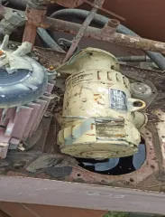 Электродвигатель 4МТН411-6 22/1000, исп. 1003, заводской номер: 6101383, количество 1 шт., адрес: Санкт-Петербург, Расстанная ул., д. 17