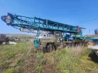 КРАЗ 250, 1989 г/в, г/н Е615ХО63, цвет: зеленый, VIN: X1C000250K0646098. Незаложенное имущество, первые торги. Размер задатка 1659200,00 руб. Шаг аукциона 33184,00 руб. Год выпуска: 1989 Марка грузовика: КРАЗ Модель грузовика: 250 VIN номер: X1C000250K0646098