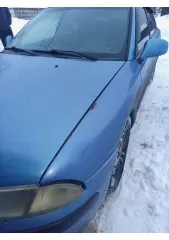 Mitsubishi Carisma 2000, легковой автомобиль, марка: Mitsubishi, модель: Carisma, год изготовления: 2000, цвет: синий, VIN: XMCLNDA2AYF048612, ПТС: 50Ра248450, г/н: В455УХ790, разрешенная максимальная масса 1730 кг, масса без нагрузки 1295 кг. Автомобиль находился в эксплуатации и является бывшим в…