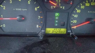 Hyundai Sonata, 2007 года, 172 л.с., 340000 км, транспортное средство Hyundai Sonata, 2007 года выпуска, ГРН Е388УУ42. Год выпуска 2007, пробег 340000 км. Мотор 2,7 л. Мощность 172 л.с. Производство «Тагаз». VIN X7MEN41FP7A030776. 4 владельца. Установлен ГБО метан 4-го поколения, в ПТС не вписан…