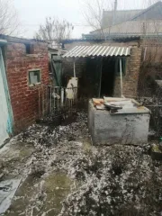 Доли дома и земли, 32 кв.м, Ставропольский край, Ипатово. Доли дома и доли земельного участка: 1/3 доли в праве; 1/15 доли в праве на жилое здание с кадастровым номером 26:02:104252:86, общей площадью 32 кв.м., 1/6 доля в праве; 1/12 доля в праве на земельный участок с кадастровым номером…