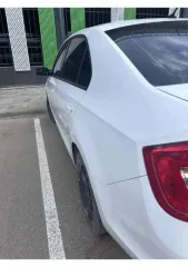 Skoda Rapid 2016 года, 110 л.с., 800000 км, АКПП. Транспортное средство: марка/модель – Skoda Rapid, год выпуска – 2016, VIN – XW8AC1NHXHK100305, гос.номер – К108СЕ193. Пробег автомобиля 800 тыс. ТС не на ходу.
