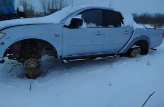 Mitsubishi L200 VIN MMCJNKB40FDZ06924 448 875,50 руб. Автомобили предлагаемые к продаже имеют признаки технических неполадок, разукомплектованности, изношенности.